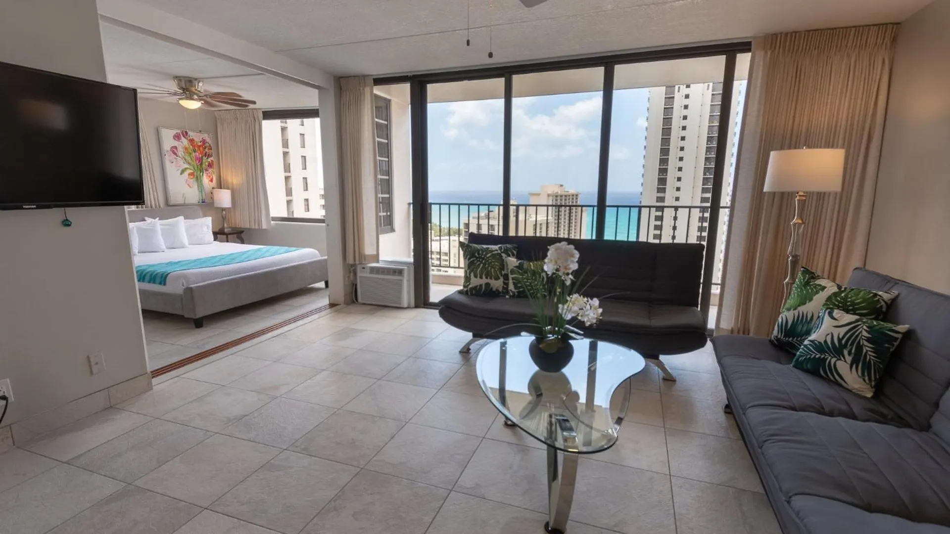 High Level Ocean View Corner Condo With Free Parking Honolulu